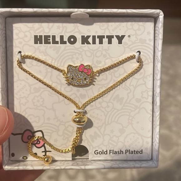 New Hello Kitty bracelet - Picture 2 of 2